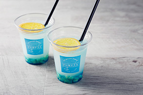 グルメ・スイーツ　ノーステラスカフェスタンド　湖空ソーダ