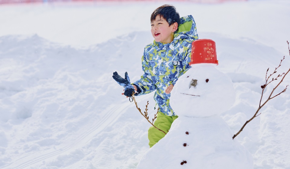 雪遊びのイメージ