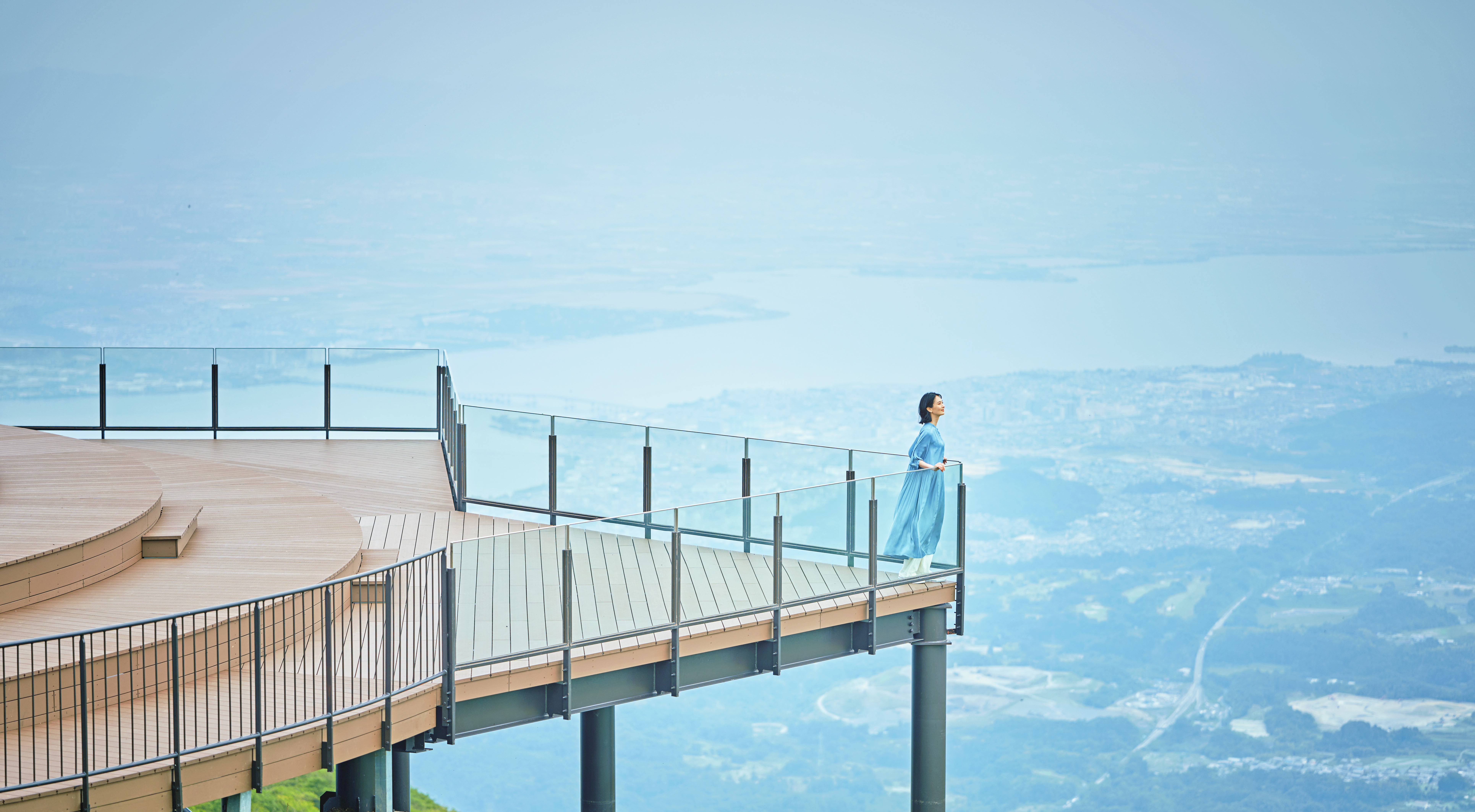 学生限定！ドーナツ引換券付き施設利用券　発売中！